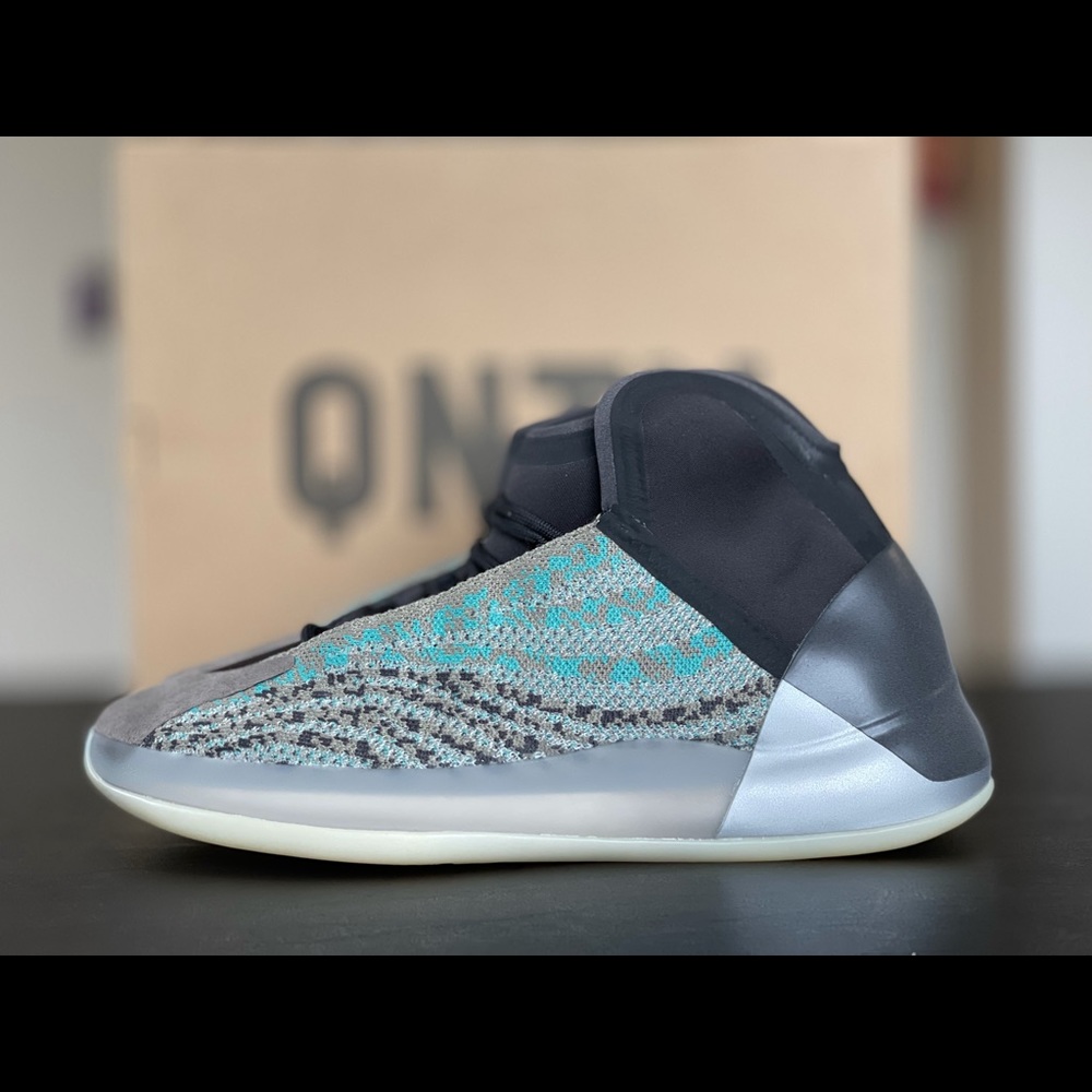 Adidas Yeezy QNTM 8.5